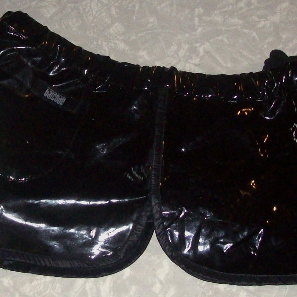 Men's vinyl stretch short shorts